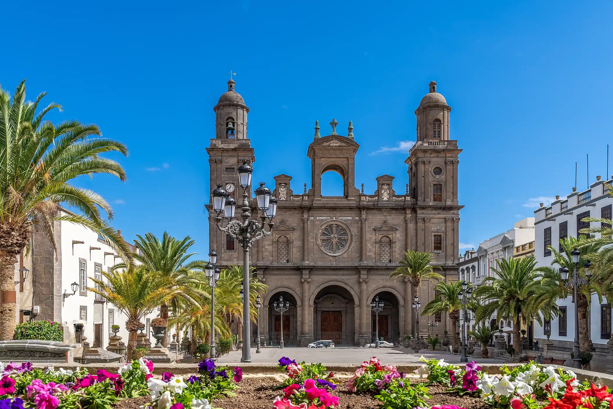 Grand Atlantic *featuring* Santa Cruz & Dominica