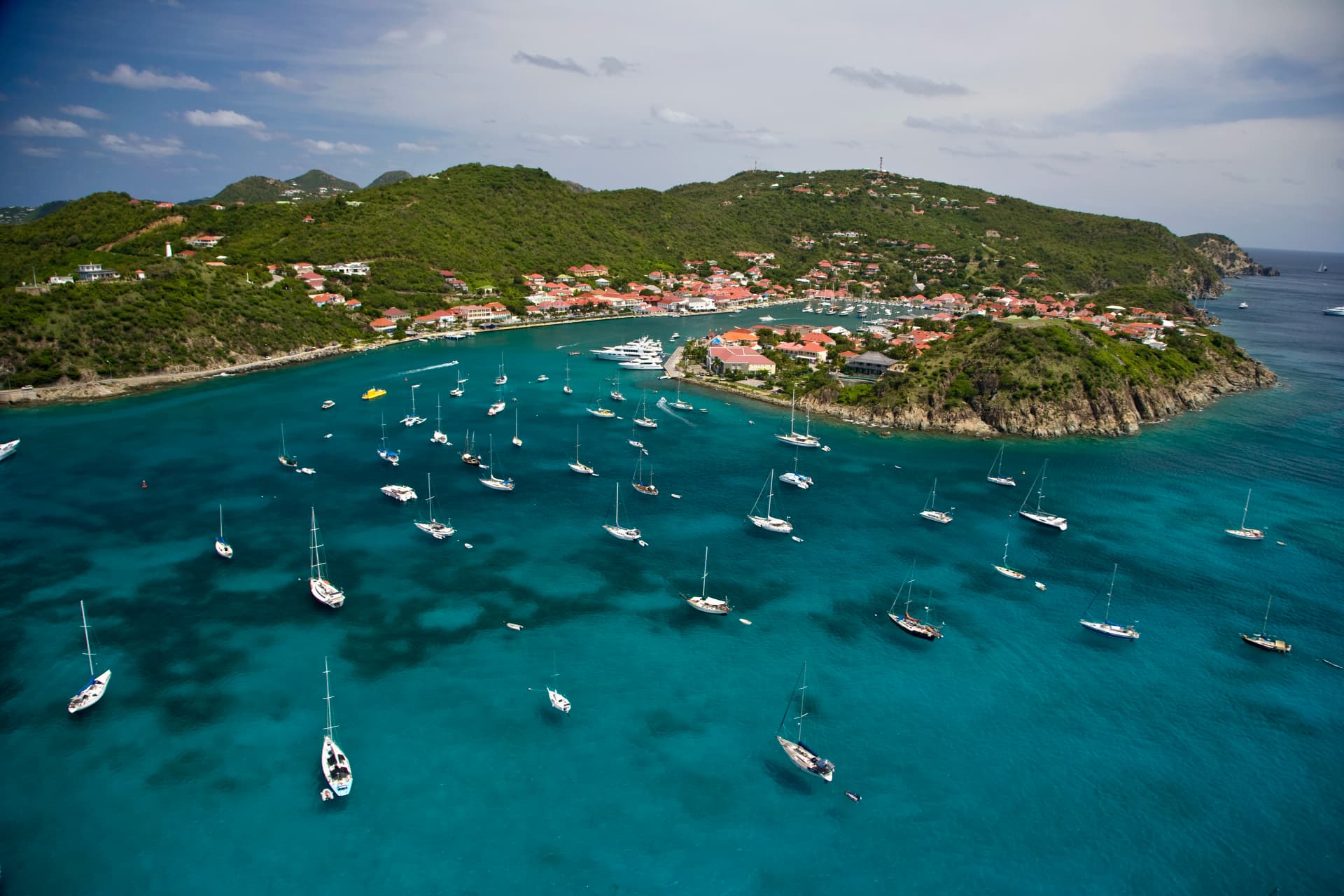 Lesser Antilles *featuring* St Barths & Antigua